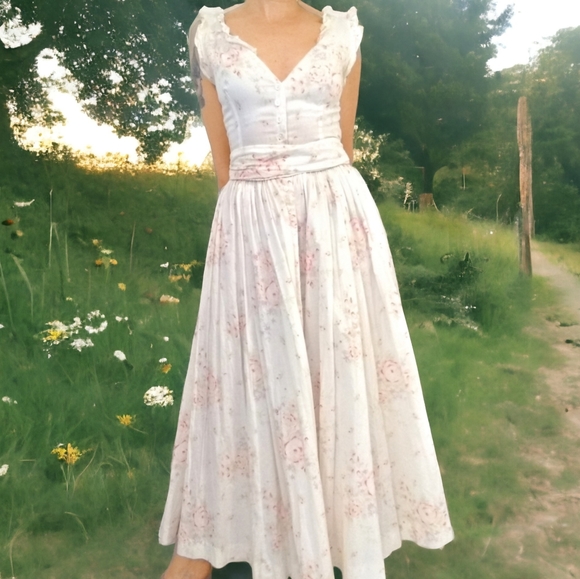 Vtg Midi Dress with Pockets - Picture 8 of 15